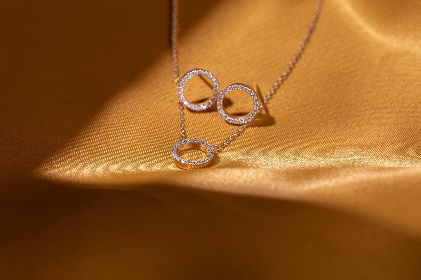 Noor Diamond Pendant, yellow gold - LA'AL